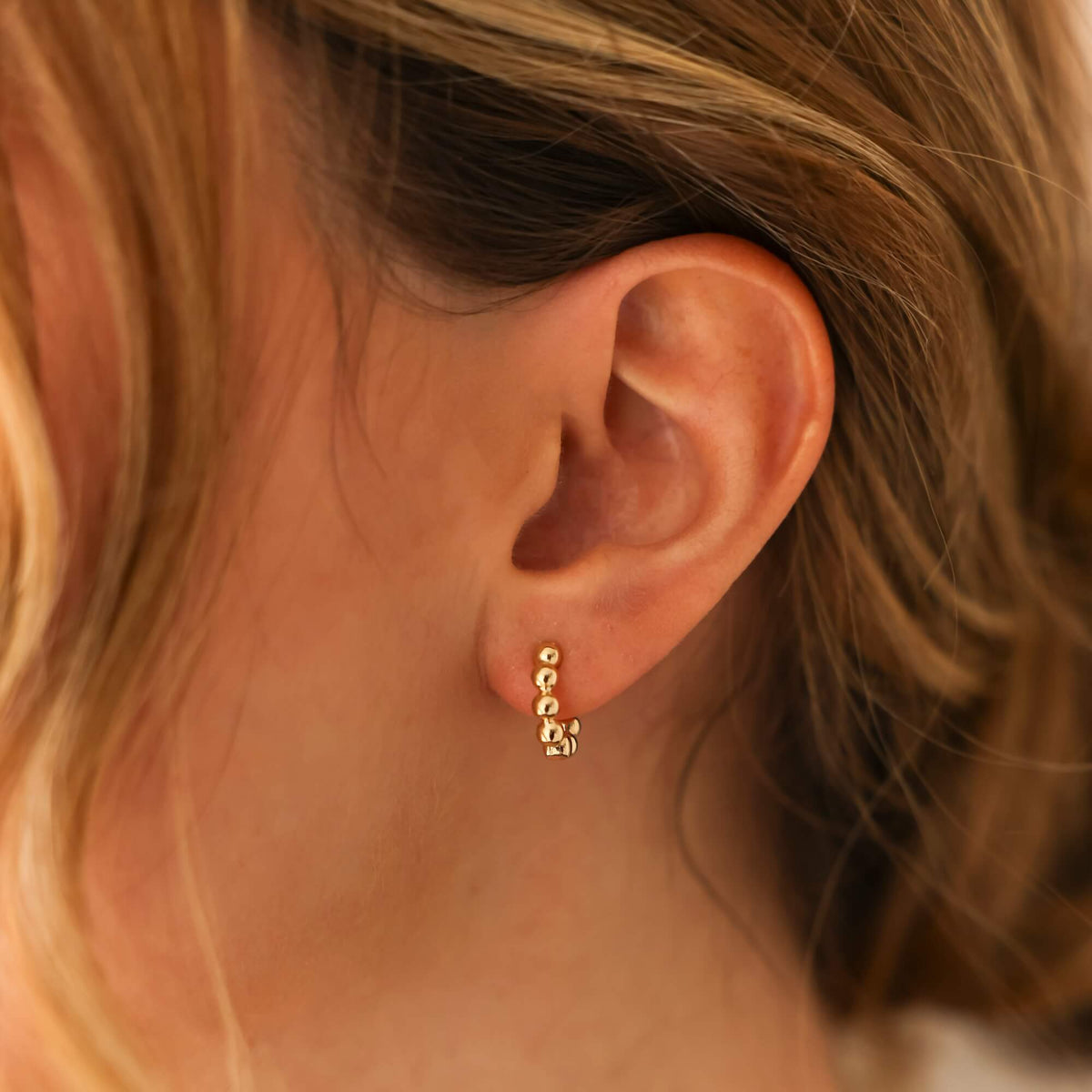 Yellow Gold-4^Diamond Huggie Earrings: Poppy Rae Pebble Hoops in Yellow Gold